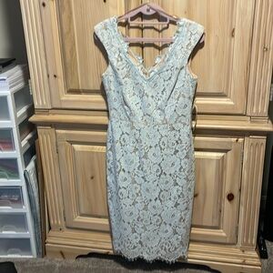 NWT ELIZA J LACE DRESS.Size 2.Beautiful blue lace dress.completely lined.